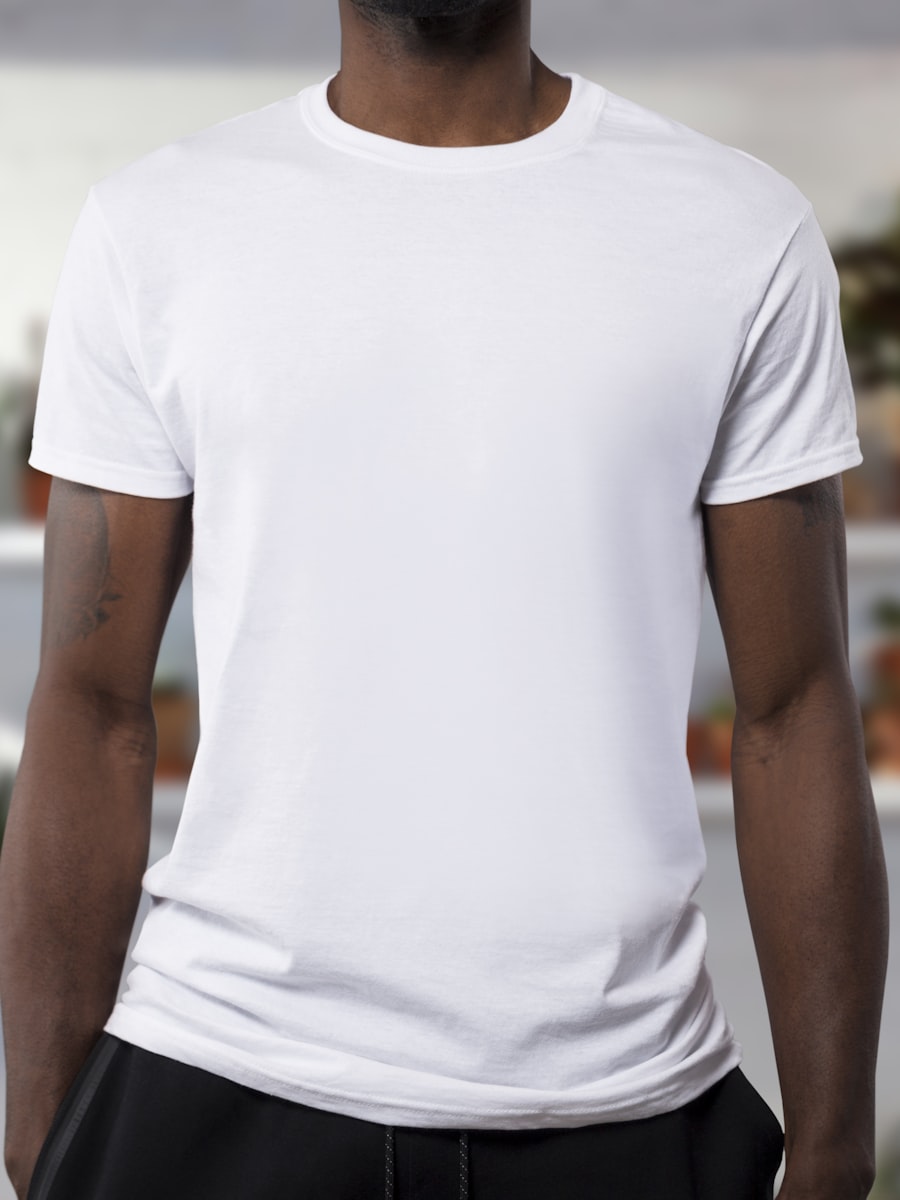 THE TEE YOU REACH FOR FIRST.